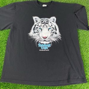 Rainforest Cafe Galveston Texas White Tiger Black T-Shirt